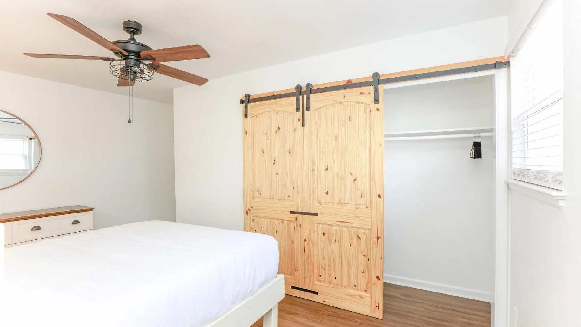 Sojourn Bayview Sanctuary Home Sleeps 6 Norfolk 0*,
