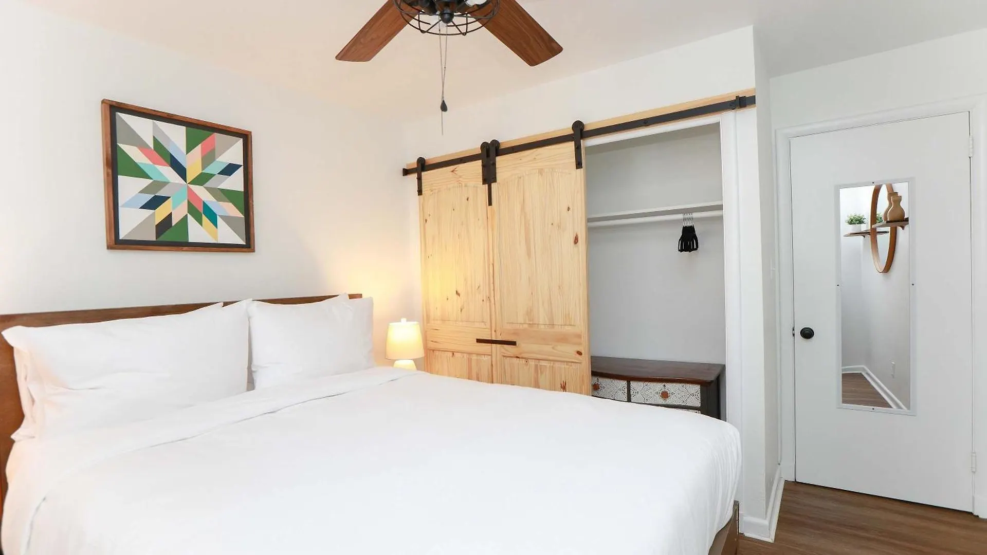 Sojourn Bayview Sanctuary Home Sleeps 6 Norfolk